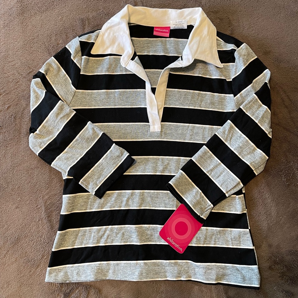 ‼️LAST CALL‼️ Vintage Y2K Xhilaration Gray, Black, and White Top NWT
